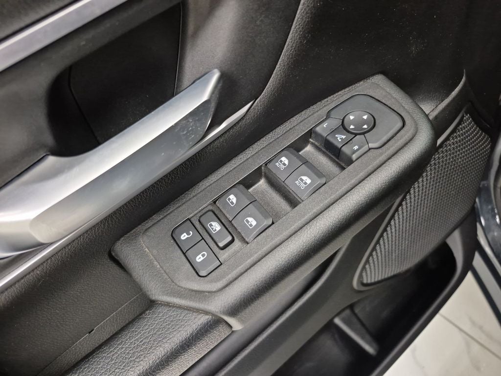 2025 RAM 1500 Lone Star Crew Cab 4x4 5'7' Box