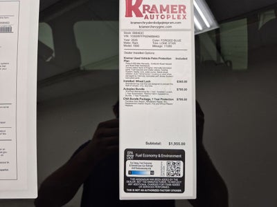 2025 RAM 1500 Lone Star Crew Cab 4x4 5'7' Box