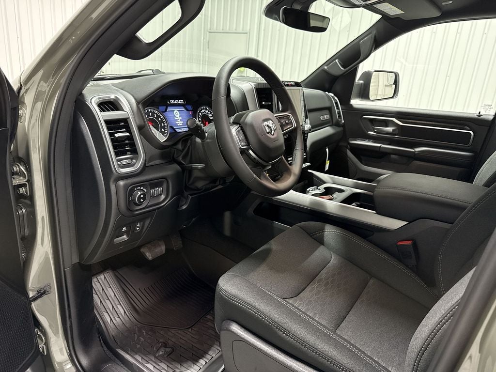 2026 RAM Ram 1500 RAM 1500 LONE STAR CREW CAB 4X4 5'7' BOX