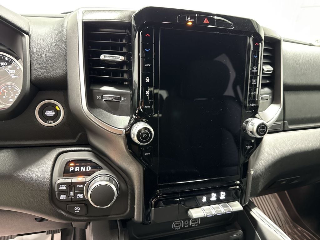 2026 RAM Ram 1500 RAM 1500 LONE STAR CREW CAB 4X4 5'7' BOX