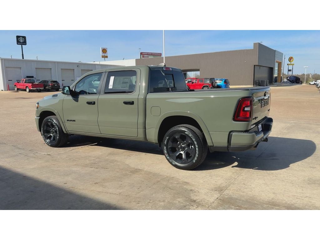 2026 RAM Ram 1500 RAM 1500 LONE STAR CREW CAB 4X4 5'7' BOX