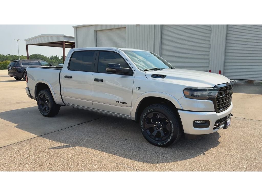 2026 RAM Ram 1500 RAM 1500 LONE STAR CREW CAB 4X4 5'7' BOX