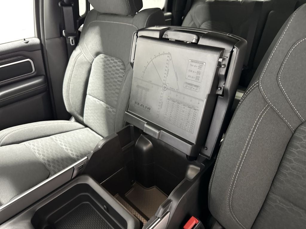 2026 RAM Ram 1500 RAM 1500 LONE STAR CREW CAB 4X4 5'7' BOX