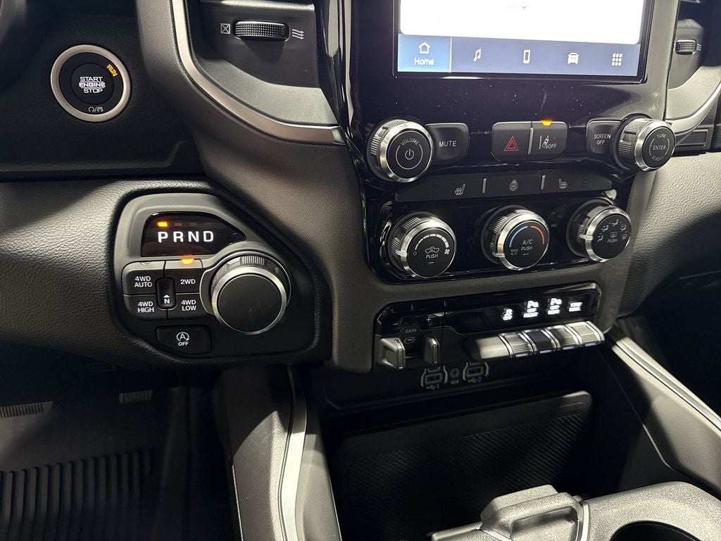 2026 RAM Ram 1500 RAM 1500 LONE STAR CREW CAB 4X4 5'7' BOX