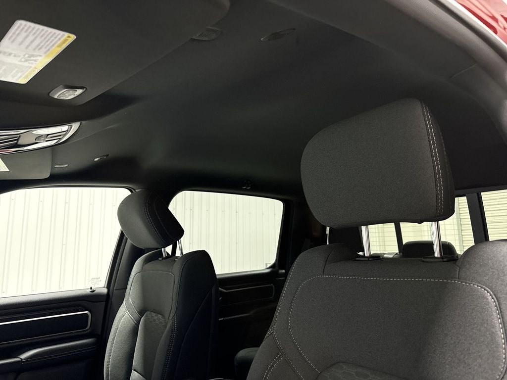 2026 RAM Ram 1500 RAM 1500 LONE STAR CREW CAB 4X4 5'7' BOX