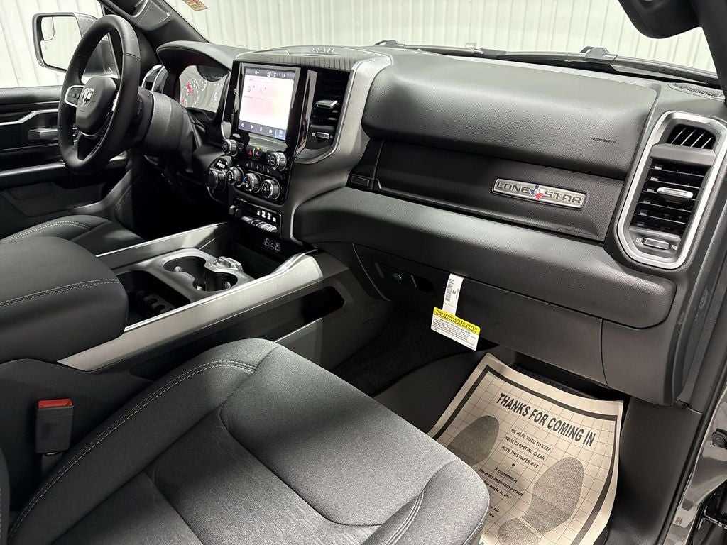 2026 RAM Ram 1500 RAM 1500 LONE STAR CREW CAB 4X4 5'7' BOX