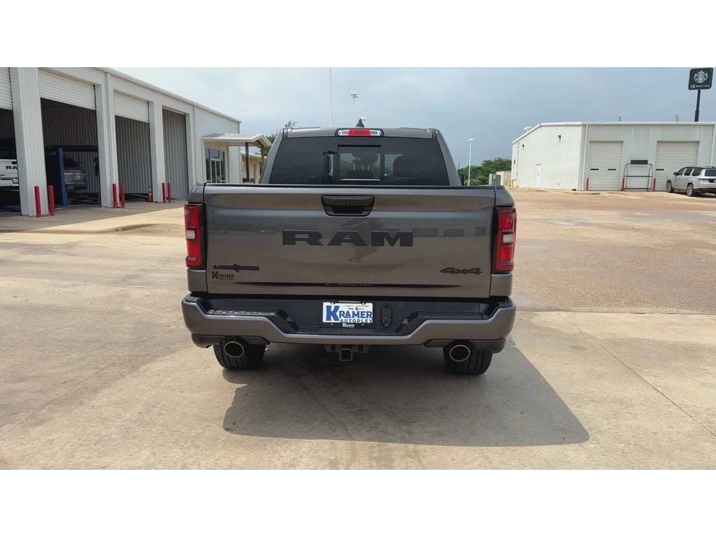 2026 RAM Ram 1500 RAM 1500 LONE STAR CREW CAB 4X4 5'7' BOX