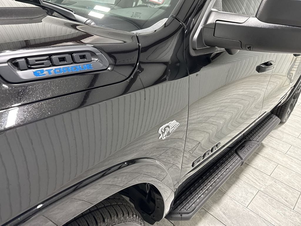 2026 RAM Ram 1500 RAM 1500 LONE STAR CREW CAB 4X4 5'7' BOX