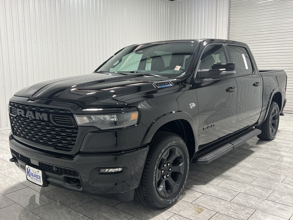 2026 RAM Ram 1500 RAM 1500 LONE STAR CREW CAB 4X4 5'7' BOX