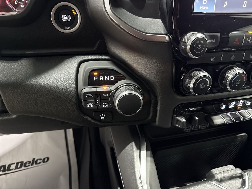 2026 RAM Ram 1500 RAM 1500 LONE STAR CREW CAB 4X4 5'7' BOX