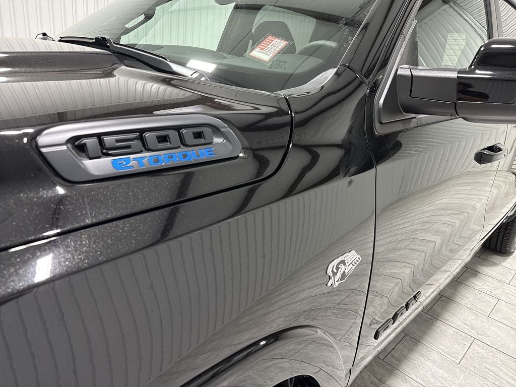 2026 RAM Ram 1500 RAM 1500 LONE STAR CREW CAB 4X4 5'7' BOX