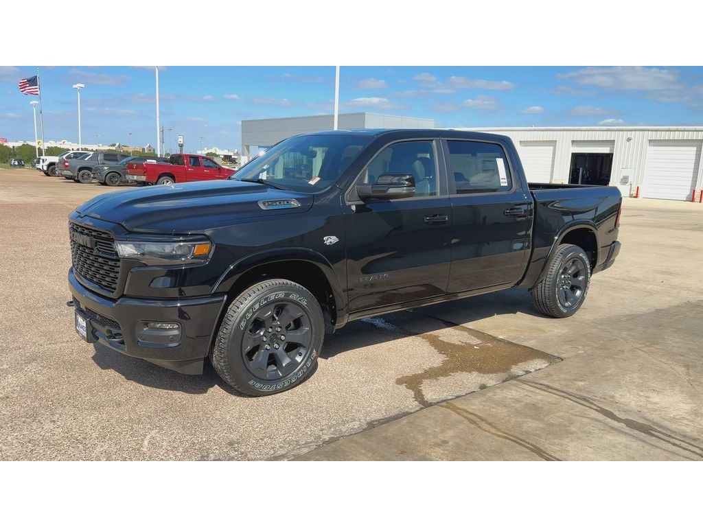 2026 RAM Ram 1500 RAM 1500 LONE STAR CREW CAB 4X4 5'7' BOX