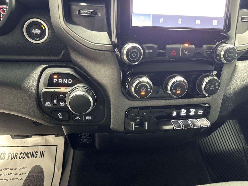 2026 RAM Ram 1500 RAM 1500 WARLOCK CREW CAB 4X4 5'7' BOX