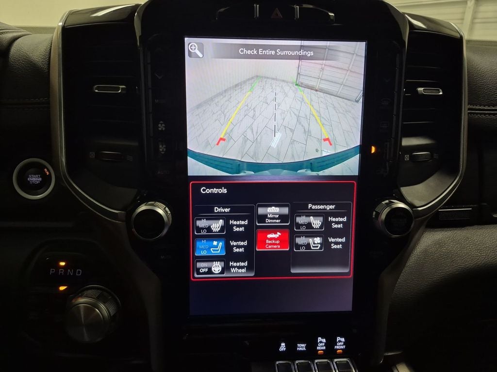 2019 RAM 1500 Laramie Crew Cab 4x4 5'7' Box