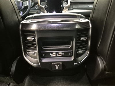 2019 RAM 1500 Laramie Crew Cab 4x4 5'7' Box