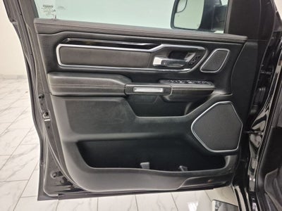 2019 RAM 1500 Laramie Crew Cab 4x4 5'7' Box