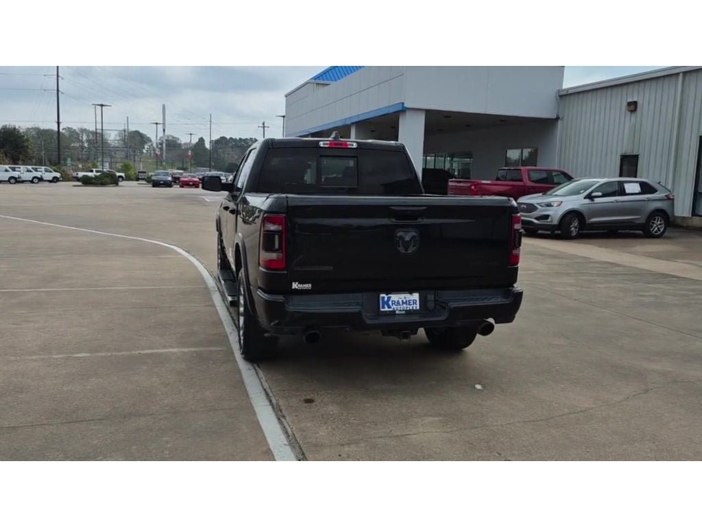 2019 RAM 1500 Laramie Crew Cab 4x4 5'7' Box
