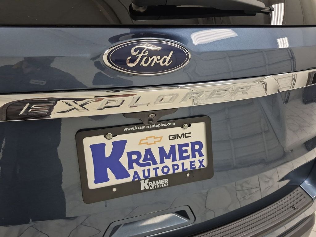 2019 Ford Explorer Base