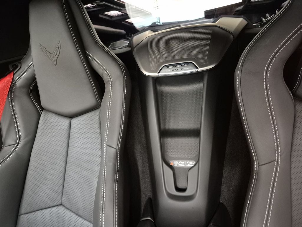 2023 Chevrolet Corvette 2LT