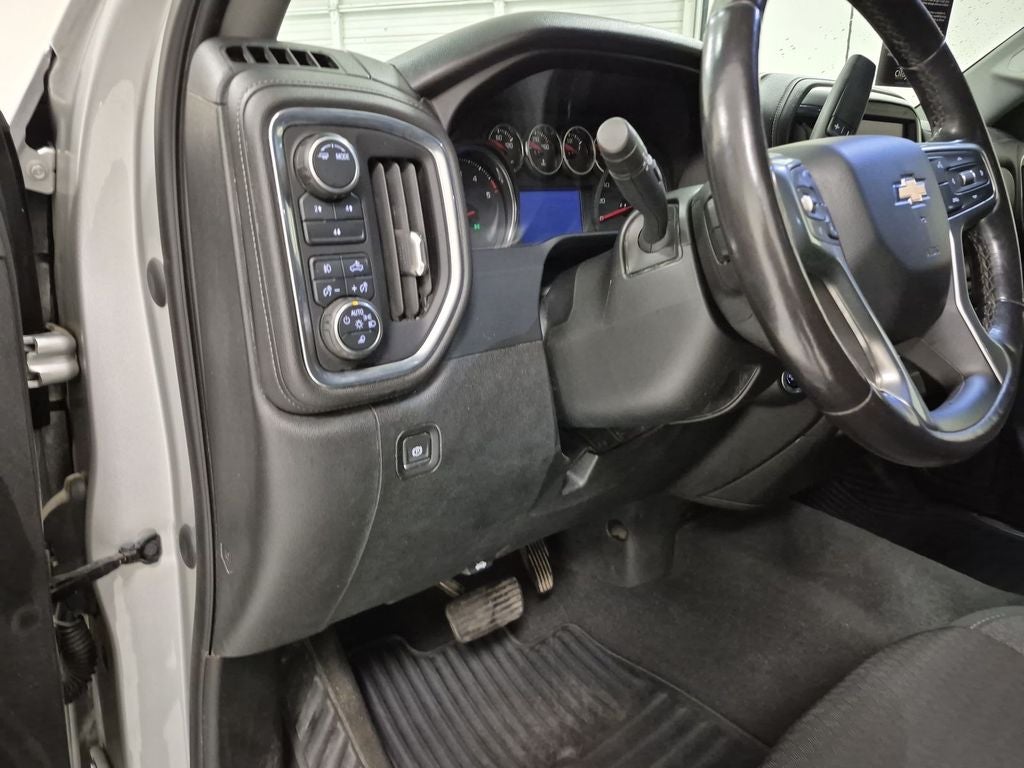 2021 Chevrolet Silverado LT