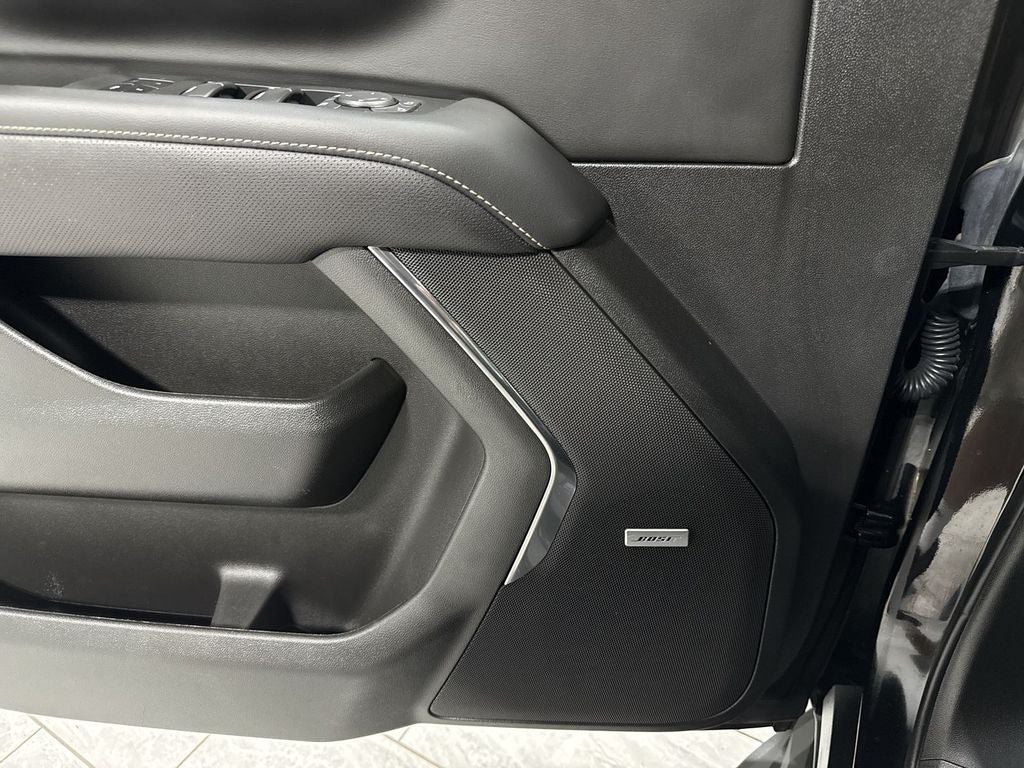 2023 GMC Yukon 4WD SLT