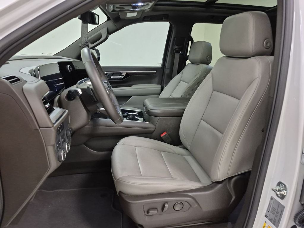 2025 Chevrolet Suburban 4WD Z71