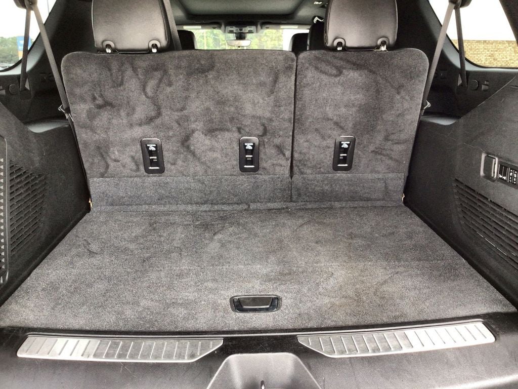 2022 Chevrolet Suburban High Country