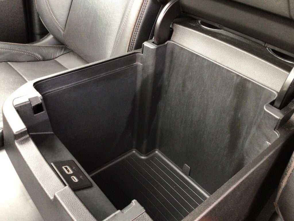 2022 Chevrolet Suburban High Country