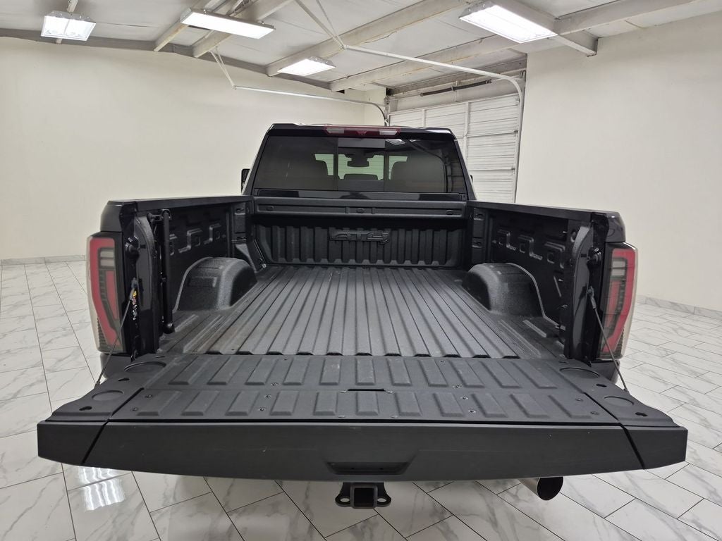 2024 GMC Sierra 2500HD 4WD Crew Cab Standard Bed AT4