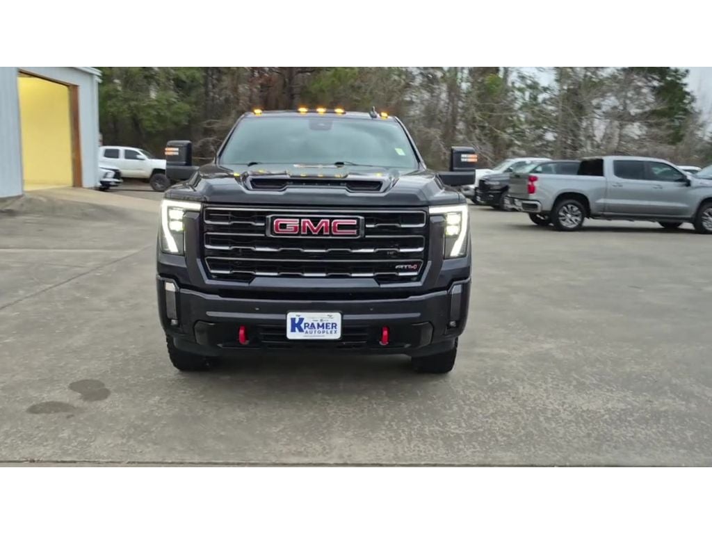 2024 GMC Sierra 2500HD 4WD Crew Cab Standard Bed AT4
