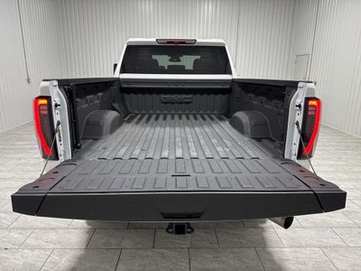 2025 GMC Sierra 2500HD 4WD Crew Cab Standard Bed AT4