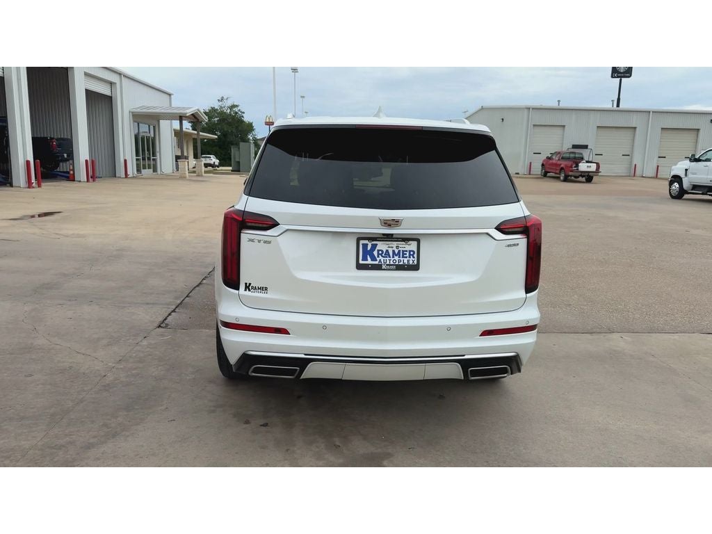 2024 Cadillac XT6 FWD Premium Luxury