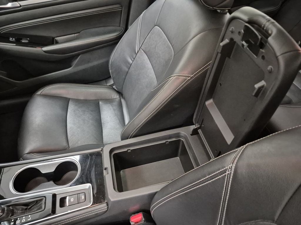 2023 Nissan Altima SL FWD