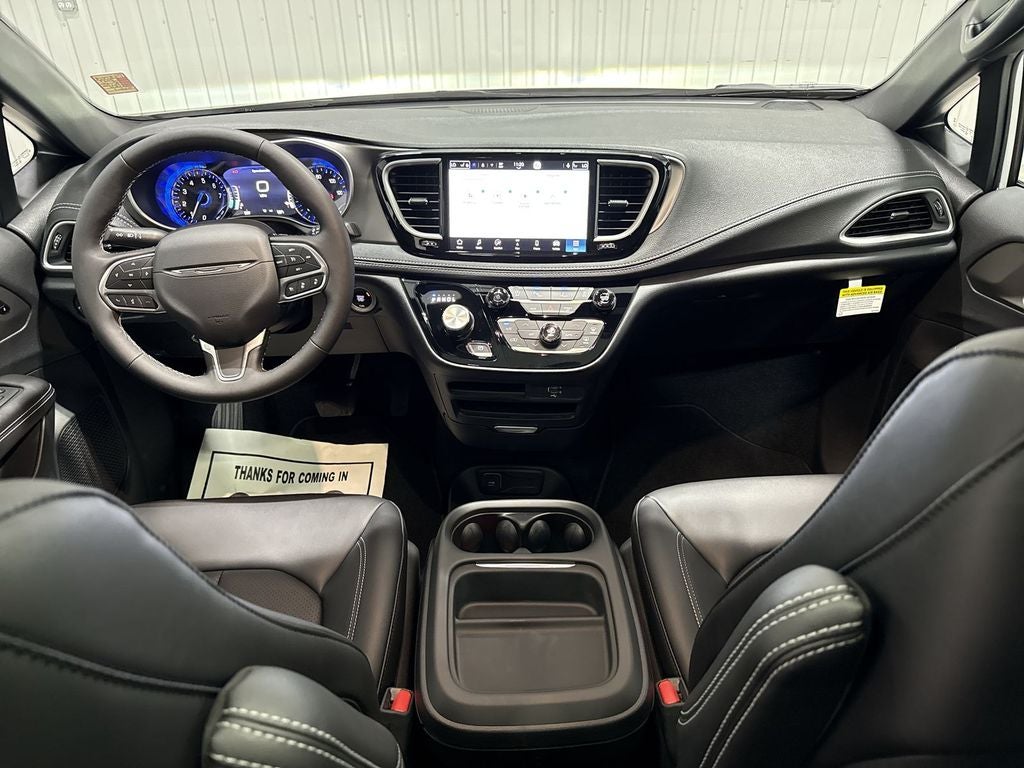 2027 Chrysler Pacifica PACIFICA SELECT