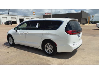 2027 Chrysler Pacifica PACIFICA SELECT