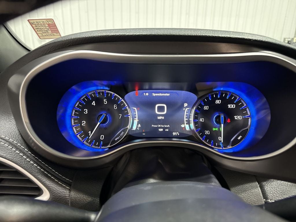 2026 Chrysler Pacifica Select - Photo 11