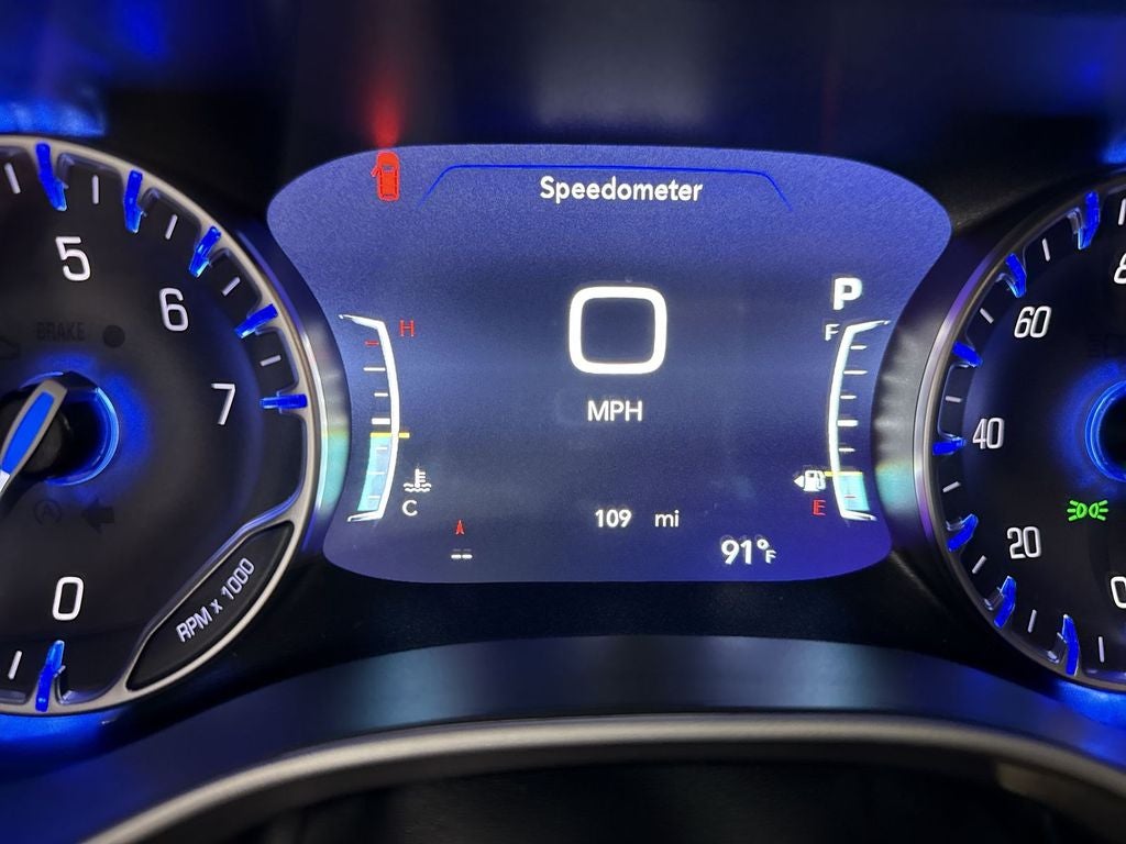 2026 Chrysler Pacifica Select - Photo 12