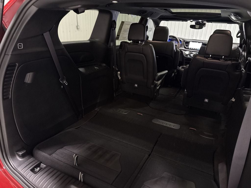 2026 Chrysler Pacifica Select - Photo 37