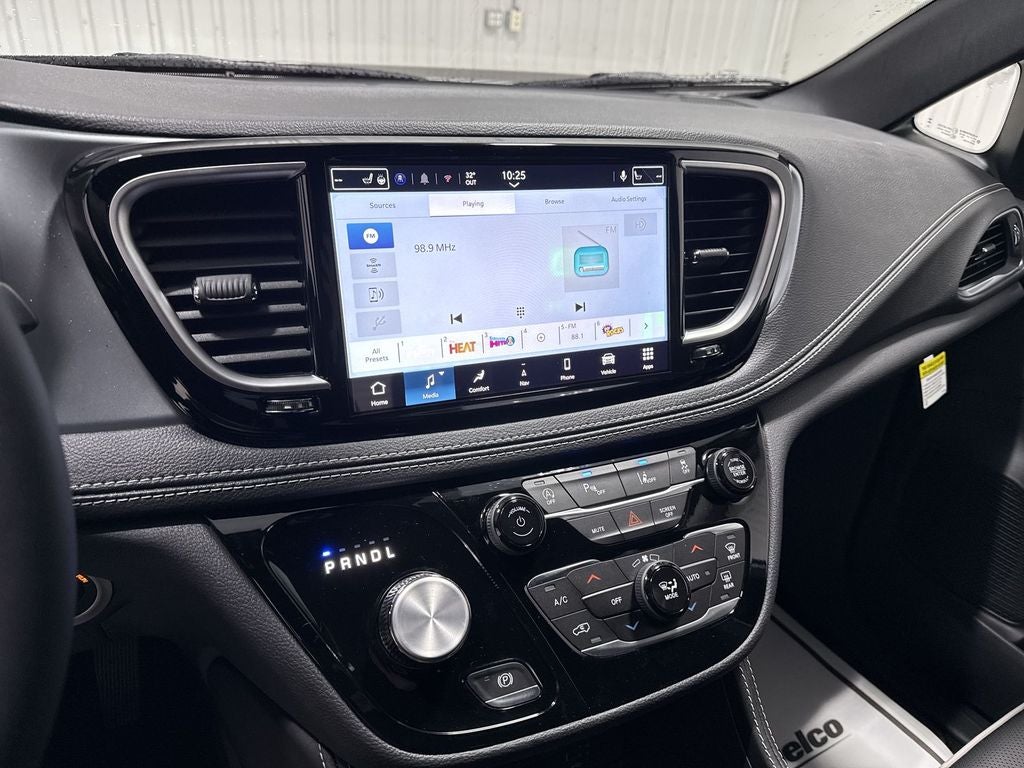 2026 Chrysler Pacifica PACIFICA LIMITED