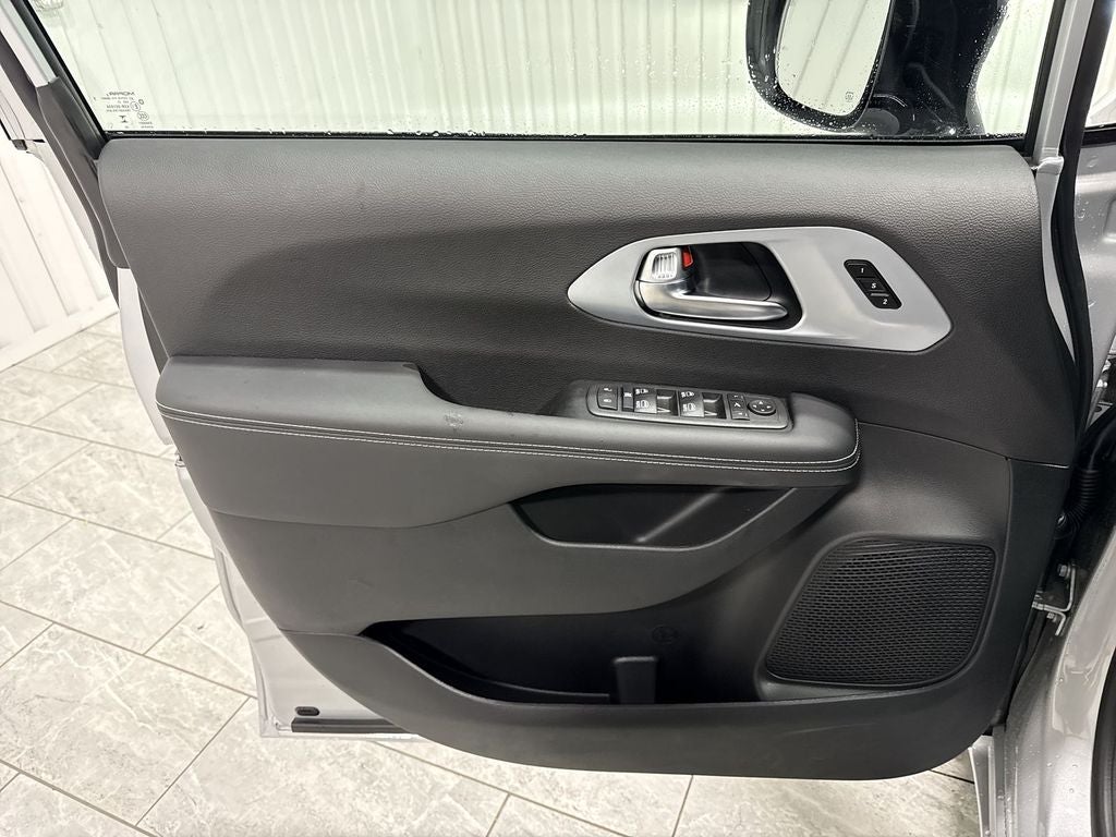 2026 Chrysler Pacifica PACIFICA LIMITED