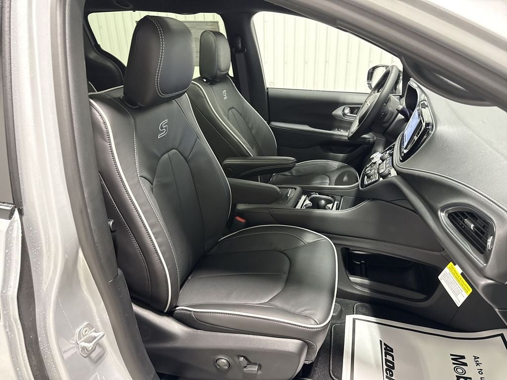 2026 Chrysler Pacifica PACIFICA LIMITED