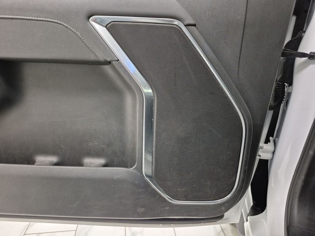 2025 Chevrolet Silverado LT