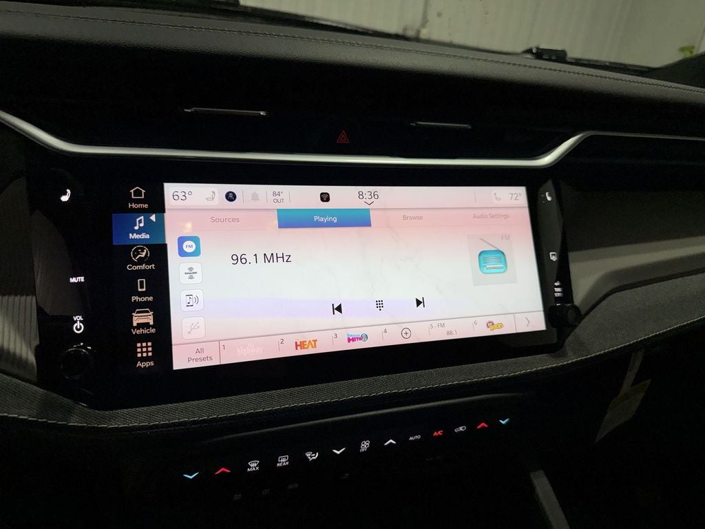 2026 Jeep Cherokee CHEROKEE LAREDO 4X4