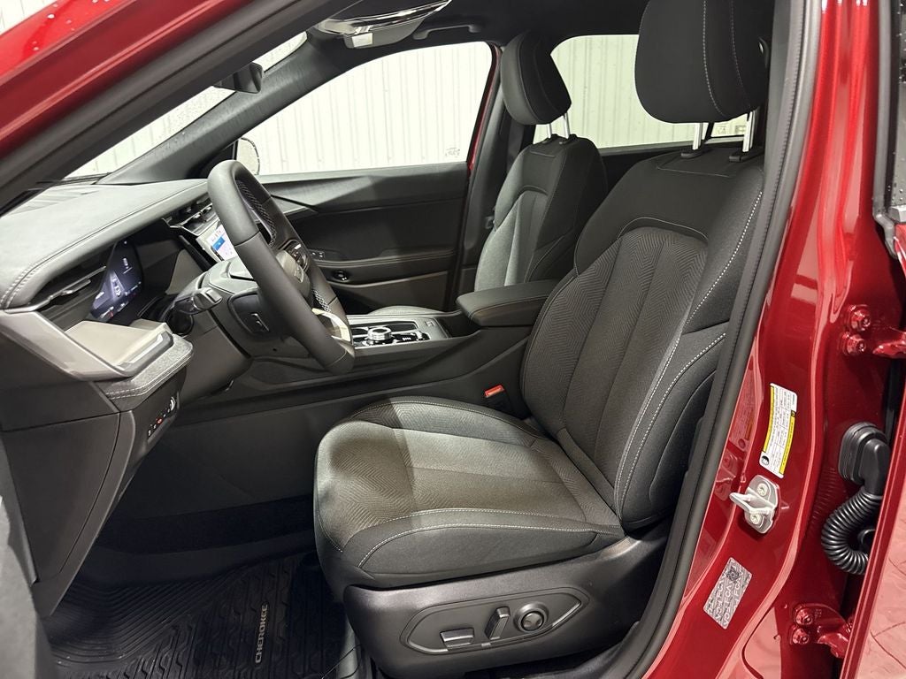 2026 Jeep Cherokee CHEROKEE LAREDO 4X4