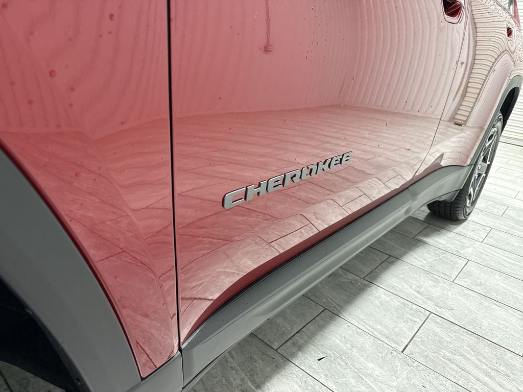 2026 Jeep Cherokee CHEROKEE LAREDO 4X4