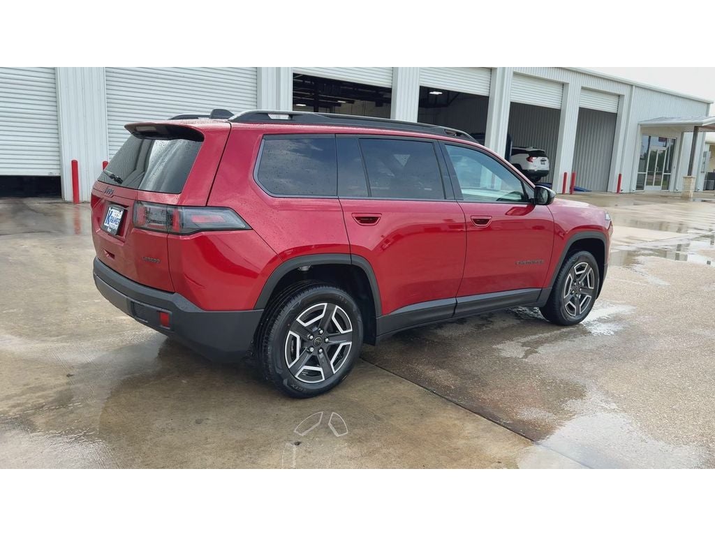 2026 Jeep Cherokee CHEROKEE LAREDO 4X4