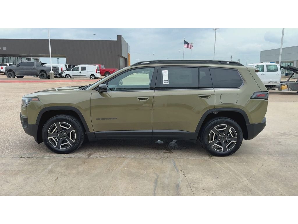 2026 Jeep Cherokee Laredo