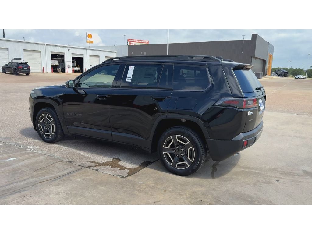 2026 Jeep Cherokee CHEROKEE LAREDO 4X4