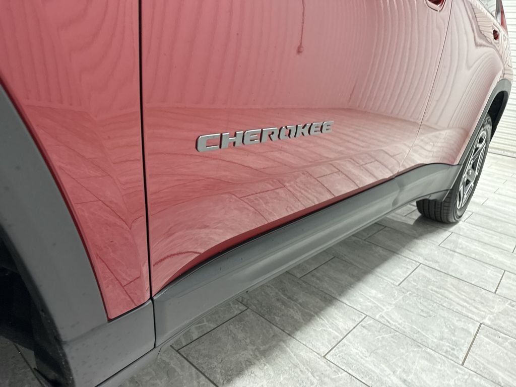 2026 Jeep Cherokee CHEROKEE LAREDO 4X4
