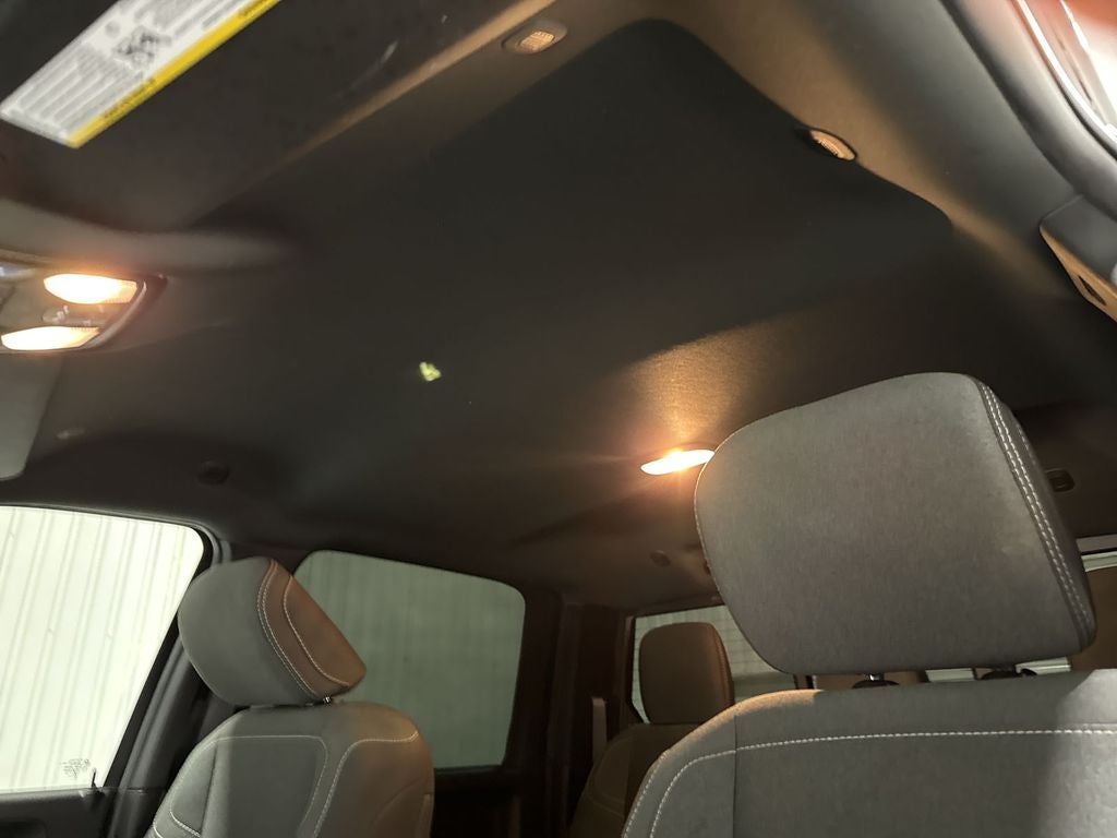 2025 RAM 3500 Tradesman Crew Cab 4x4 8' Box